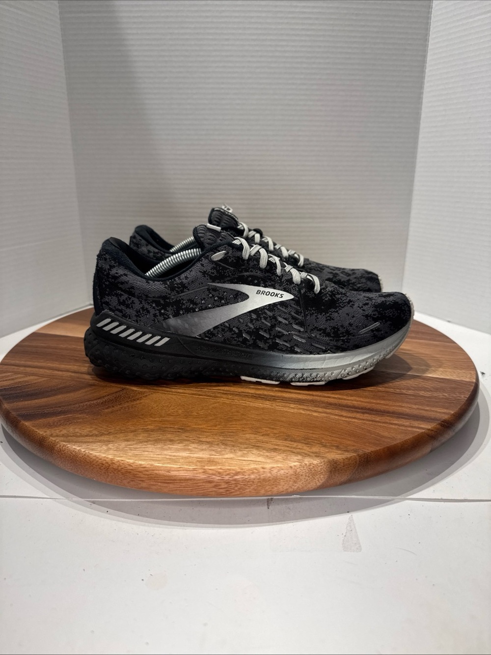 Brooks Adrenaline 21 Camo Running Shoes Mens Size 8.5 Black Gray